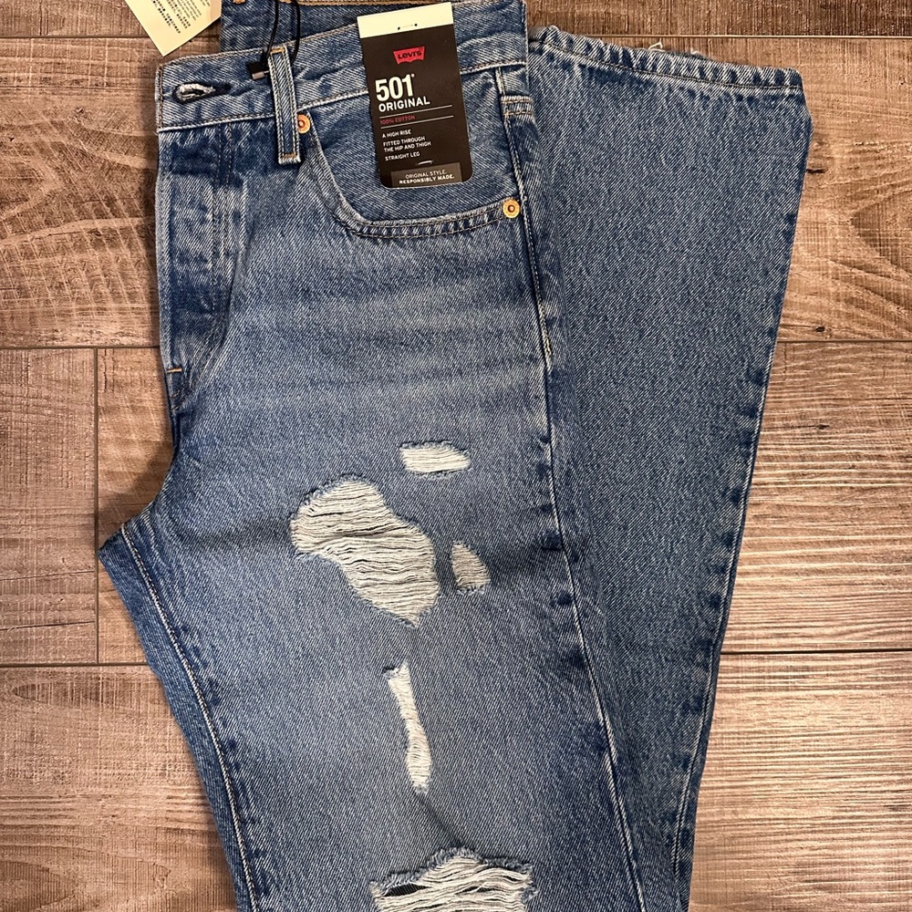 Levi's Woman’s Blue Jeans NWT